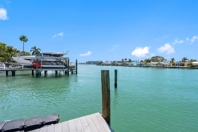 11260 5TH STREET E, Treasure Island, FL 33706