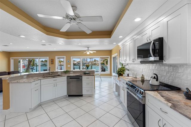 11260 5TH STREET E, Treasure Island, FL 33706