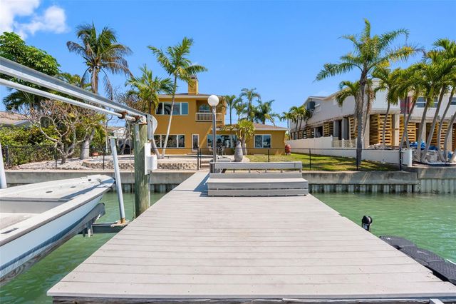 11260 5TH STREET E, Treasure Island, FL 33706