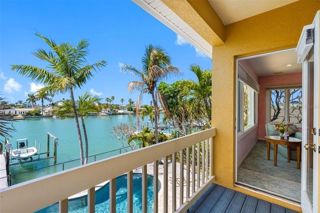 11260 5TH STREET E, Treasure Island, FL 33706