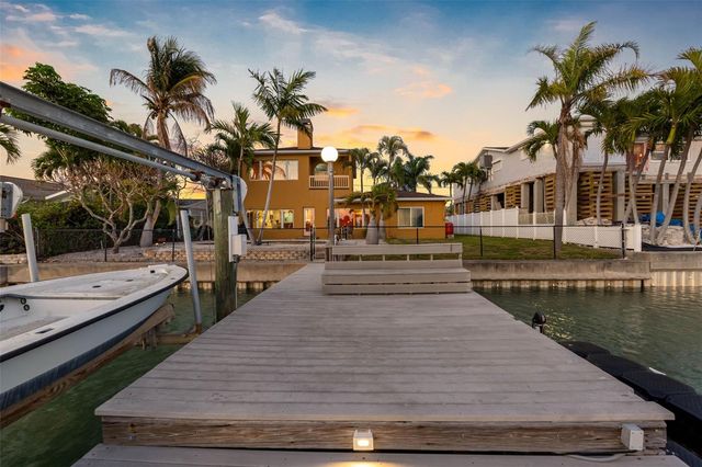 11260 5TH STREET E, Treasure Island, FL 33706