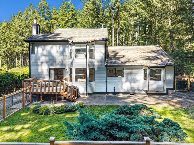 12889 Westridge Drive NW, Silverdale, WA 98383