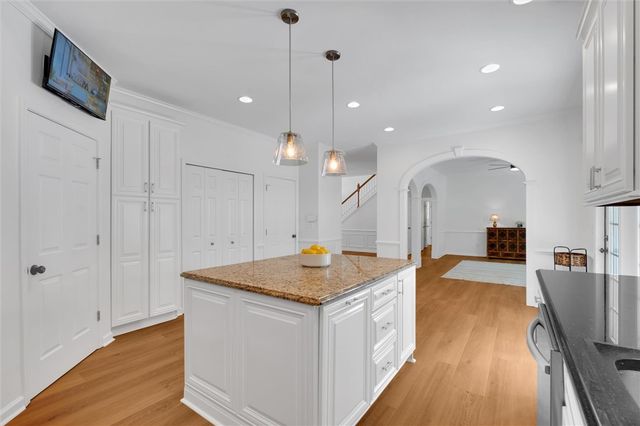 210 Northcliff Way, Greenville, SC 29617