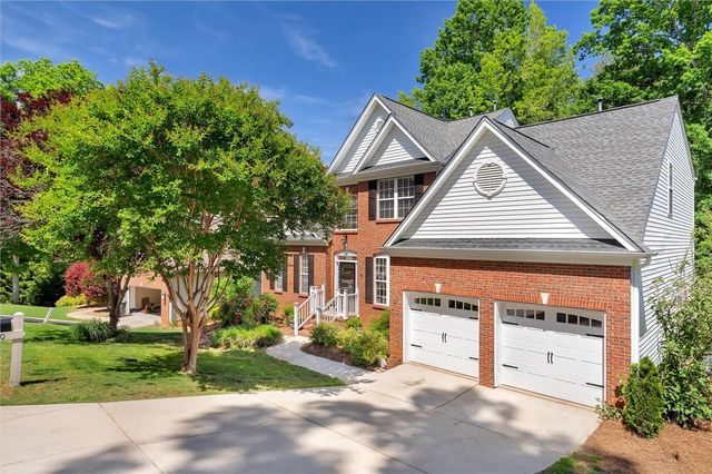 210 Northcliff Way, Greenville, SC 29617