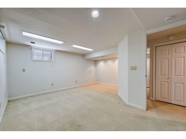 8168 Dover Cir, Arvada, CO 80005