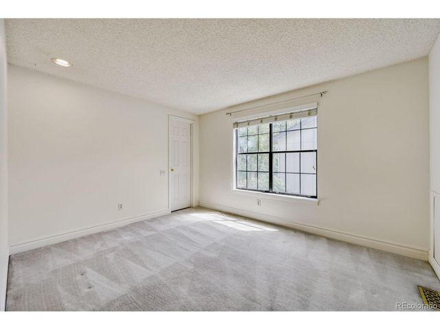 8168 Dover Cir, Arvada, CO 80005