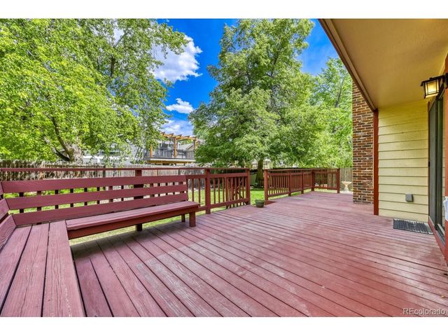 8168 Dover Cir, Arvada, CO 80005