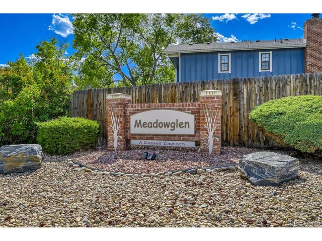 8168 Dover Cir, Arvada, CO 80005
