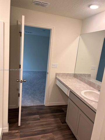 579 NW North Macedo Blvd 579, Port St. Lucie, FL 34983