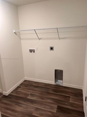 579 NW North Macedo Blvd 579, Port St. Lucie, FL 34983