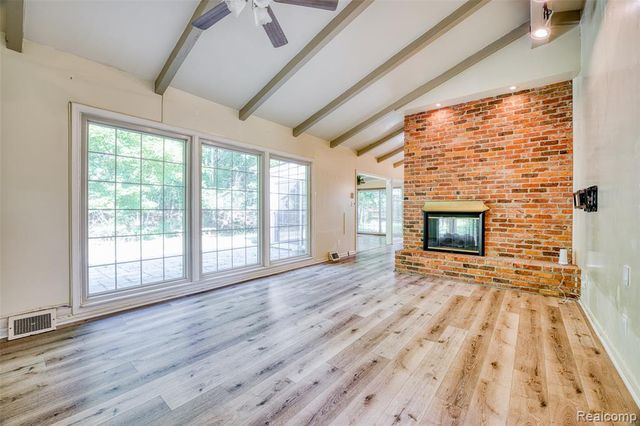 31555 Westlady Drive, Beverly Hills, MI 48025