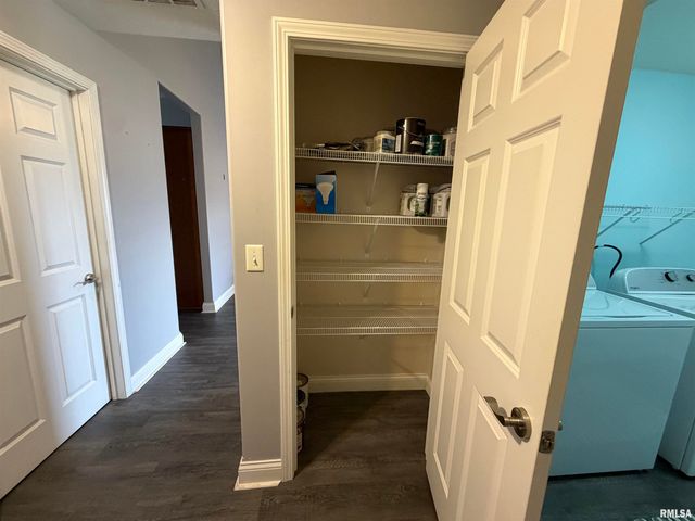 2311 Asheville Drive, Springfield, IL 62711