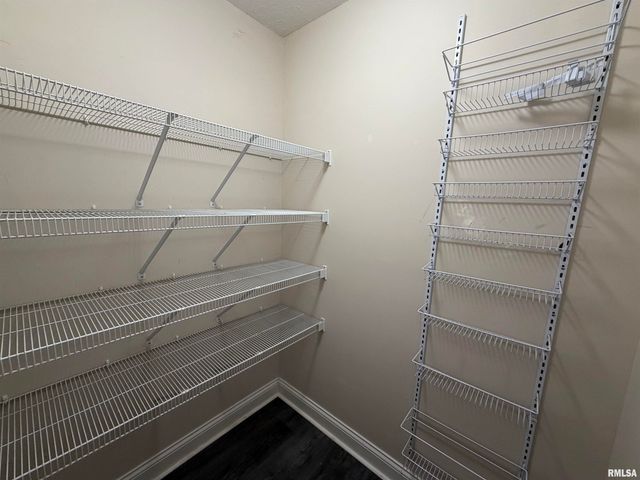 2311 Asheville Drive, Springfield, IL 62711