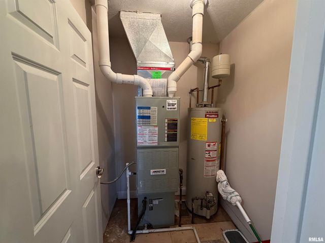 2311 Asheville Drive, Springfield, IL 62711