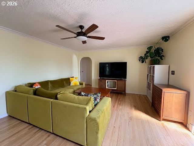 2414 E MCLOUGHLIN Blvd, Vancouver, WA 98661
