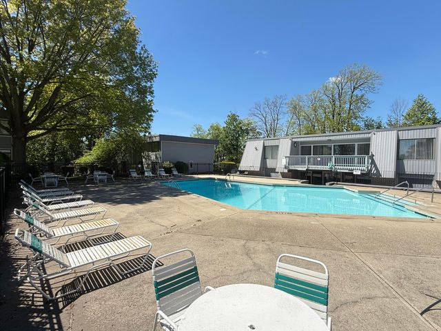 2436 E Collier Avenue Se, City Of Kentwood, MI 49546
