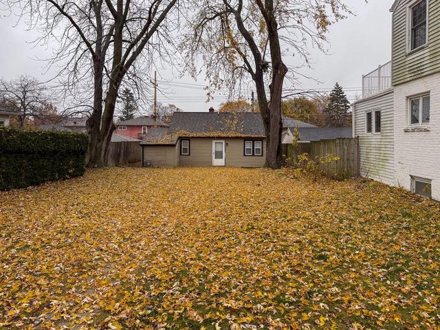 4268 N 69th STREET, Milwaukee, WI 53216