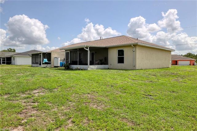 936-938 Eisenhower BLVD, Lehigh Acres, FL 33974