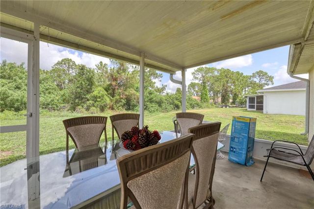 936-938 Eisenhower BLVD, Lehigh Acres, FL 33974