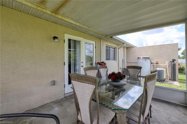 936-938 Eisenhower BLVD, Lehigh Acres, FL 33974