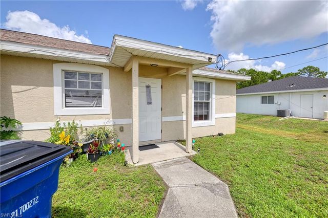 936-938 Eisenhower BLVD, Lehigh Acres, FL 33974