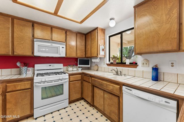 41038 E 171st Street, Lancaster, CA 93535