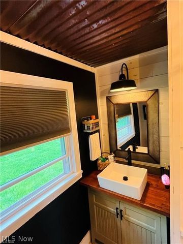 7861 N Gannett Road, Northfield, OH 44067