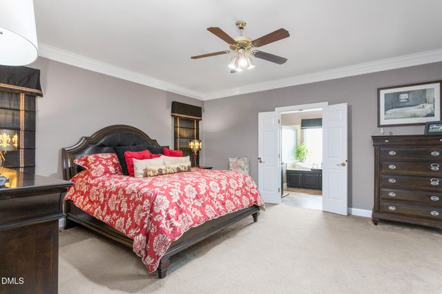 2708 Sturbridge Court, Burlington, NC 27215