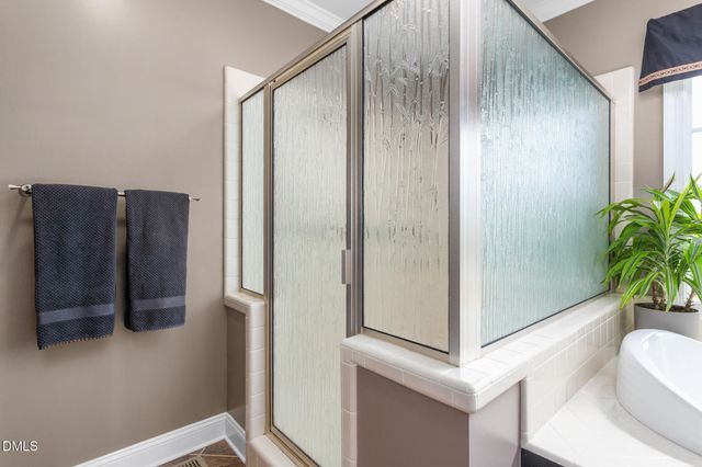 2708 Sturbridge Court, Burlington, NC 27215