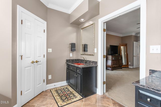 2708 Sturbridge Court, Burlington, NC 27215