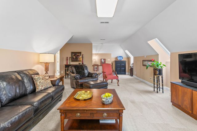 2708 Sturbridge Court, Burlington, NC 27215