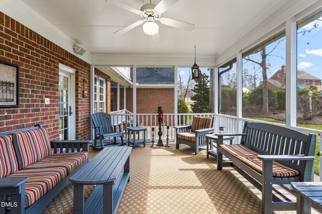 2708 Sturbridge Court, Burlington, NC 27215