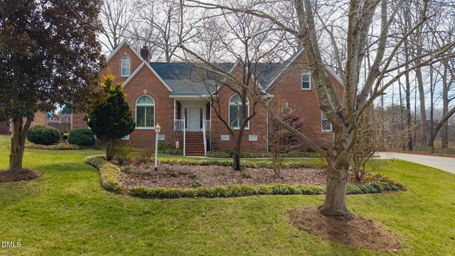 2708 Sturbridge Court, Burlington, NC 27215