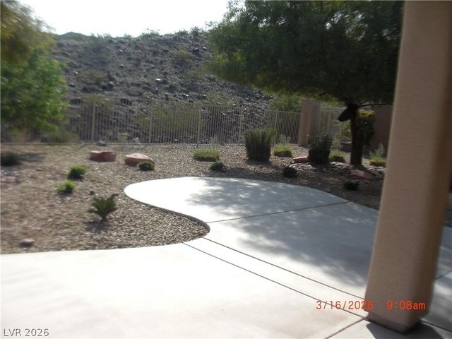 9 Morninglow Pass, Henderson, NV 89052