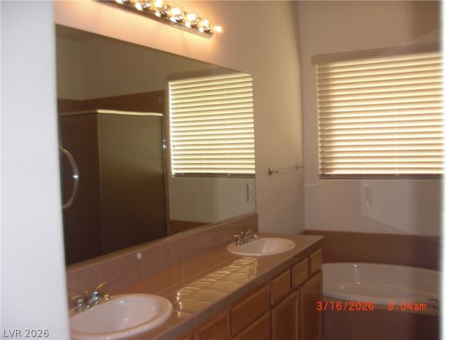 9 Morninglow Pass, Henderson, NV 89052