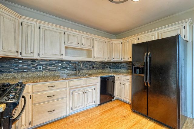 595 Woodland Street, Spartanburg, SC 29302