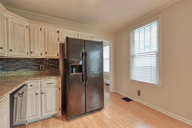 595 Woodland Street, Spartanburg, SC 29302