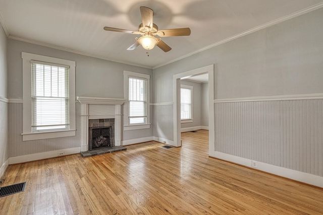 595 Woodland Street, Spartanburg, SC 29302