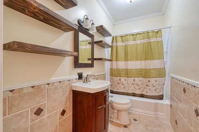 595 Woodland Street, Spartanburg, SC 29302