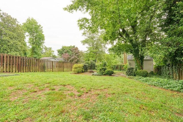595 Woodland Street, Spartanburg, SC 29302