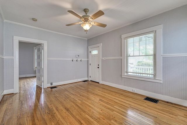 595 Woodland Street, Spartanburg, SC 29302