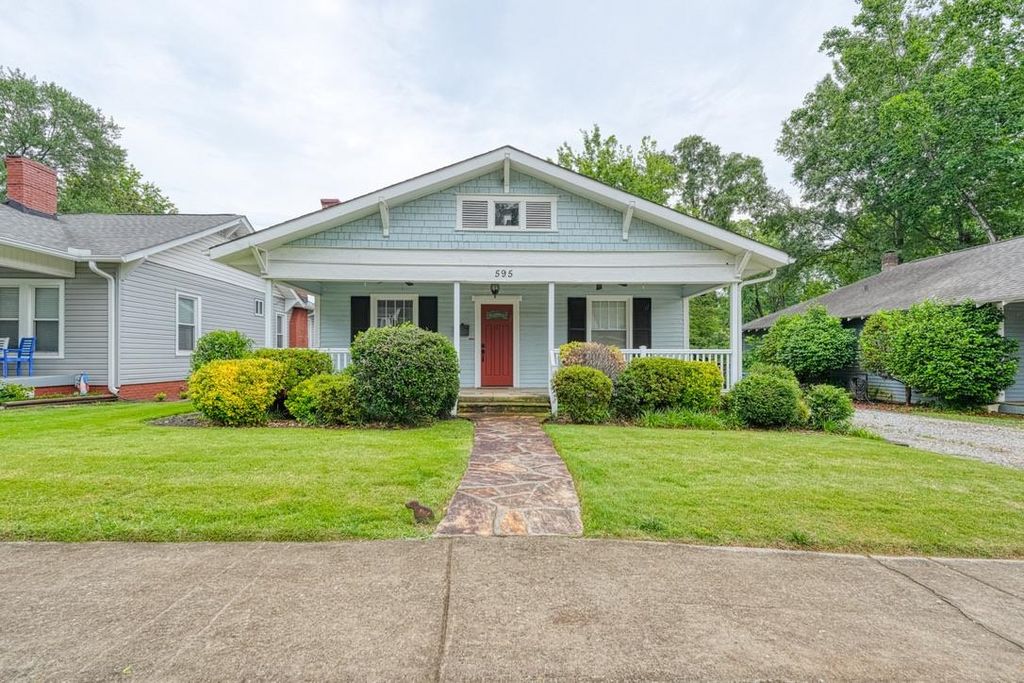 595 Woodland Street, Spartanburg, SC 29302