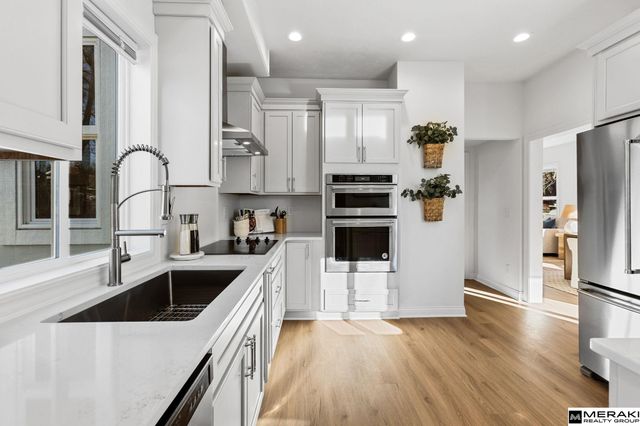 4809 Cass Street, Omaha, NE 68132