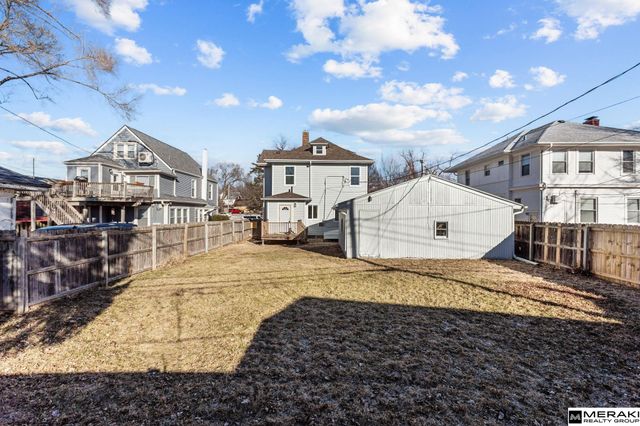 4809 Cass Street, Omaha, NE 68132