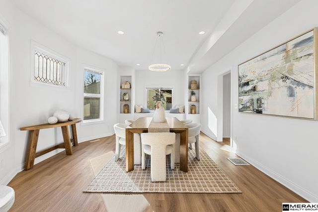 4809 Cass Street, Omaha, NE 68132