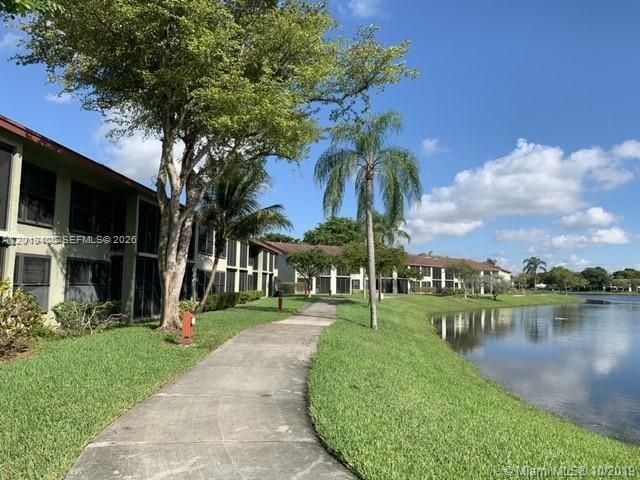 210 Lake Pointe Dr 114, Oakland Park, FL 33309