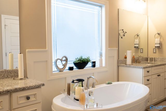 121 Phillipsridge Drive, Huntsville, AL 35811