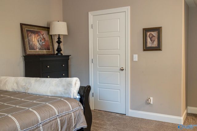 121 Phillipsridge Drive, Huntsville, AL 35811