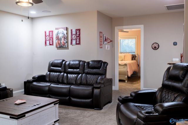 121 Phillipsridge Drive, Huntsville, AL 35811