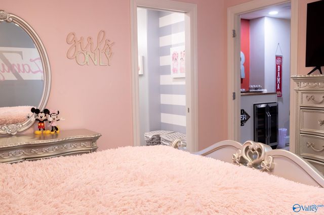 121 Phillipsridge Drive, Huntsville, AL 35811